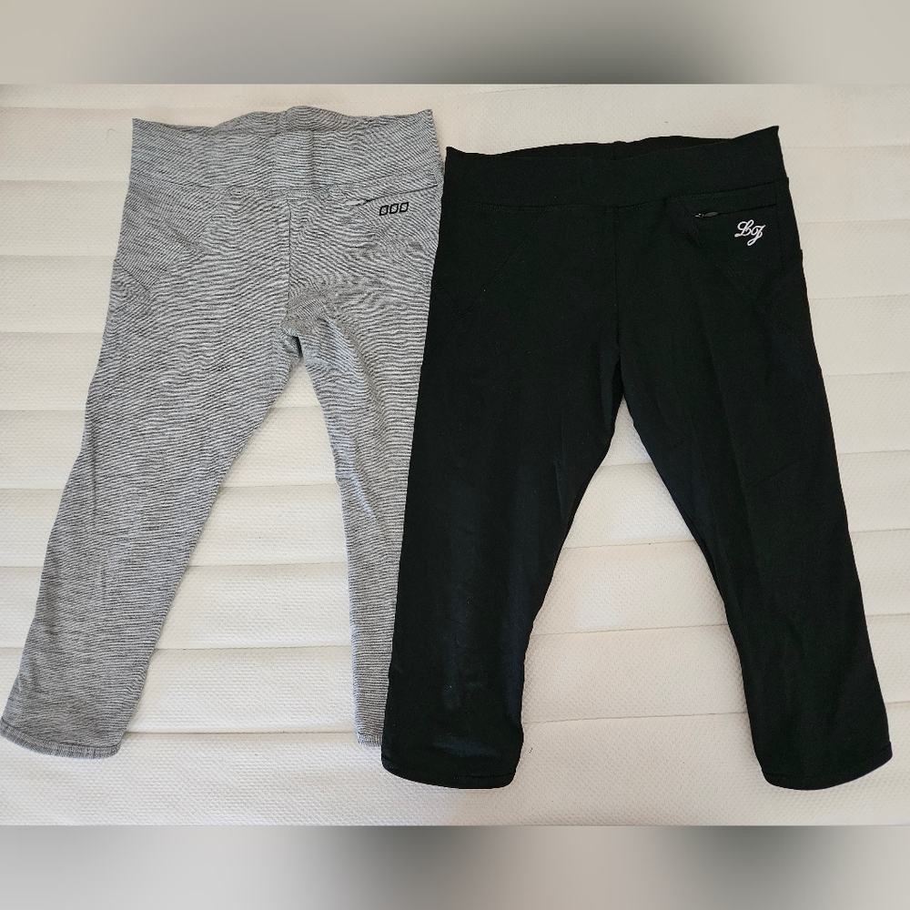 Lorna Jane set of 2 leggings size small black and grey